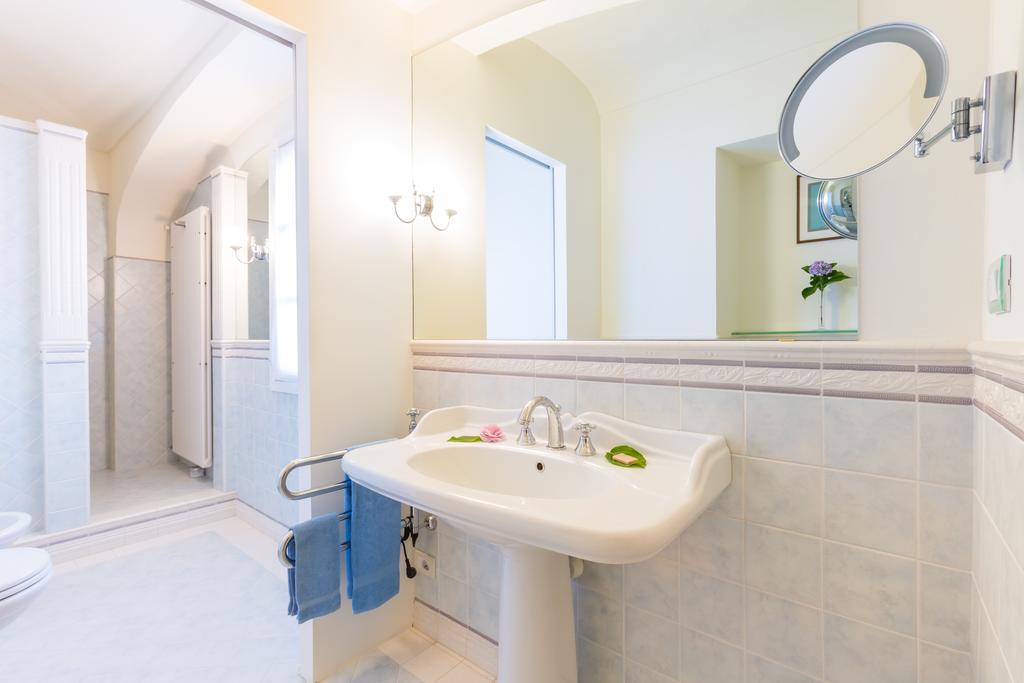 Bed and Breakfast Santa Brigida Pinerolo Zimmer foto